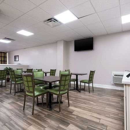 Quality Inn Starkville Εξωτερικό φωτογραφία