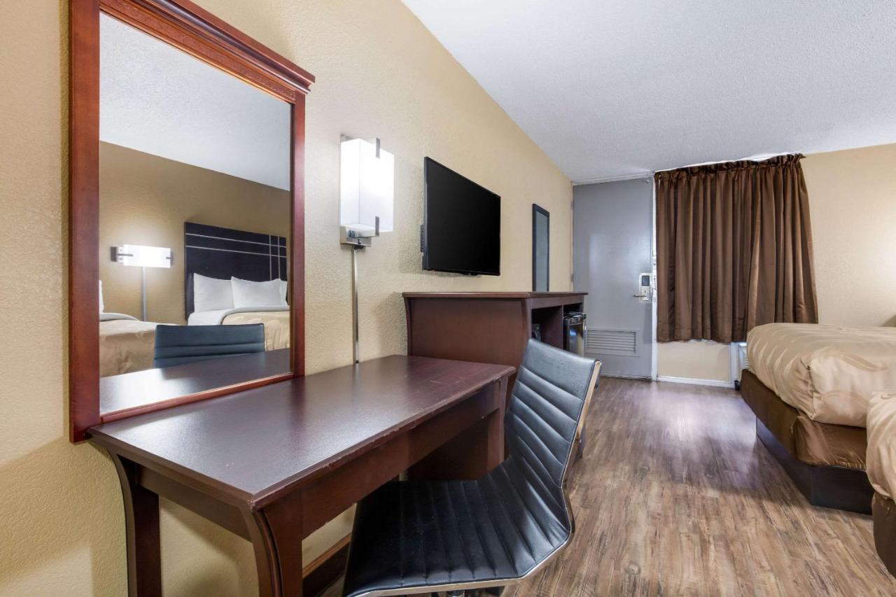 Quality Inn Starkville Εξωτερικό φωτογραφία