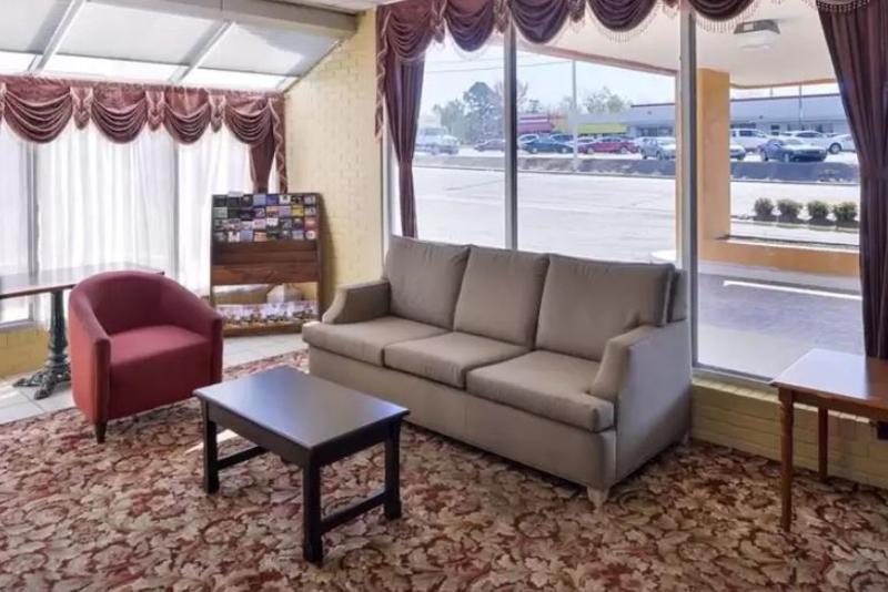 Quality Inn Starkville Εξωτερικό φωτογραφία