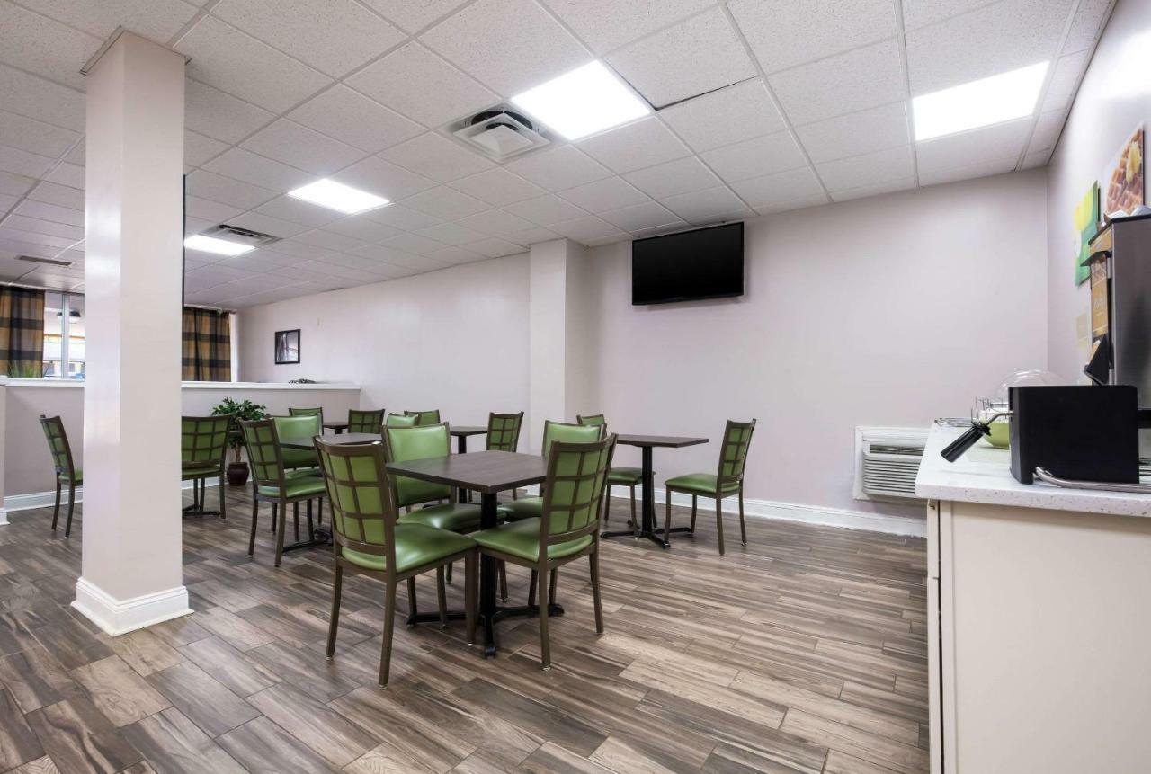 Quality Inn Starkville Εξωτερικό φωτογραφία