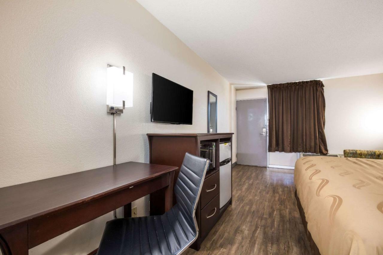 Quality Inn Starkville Εξωτερικό φωτογραφία
