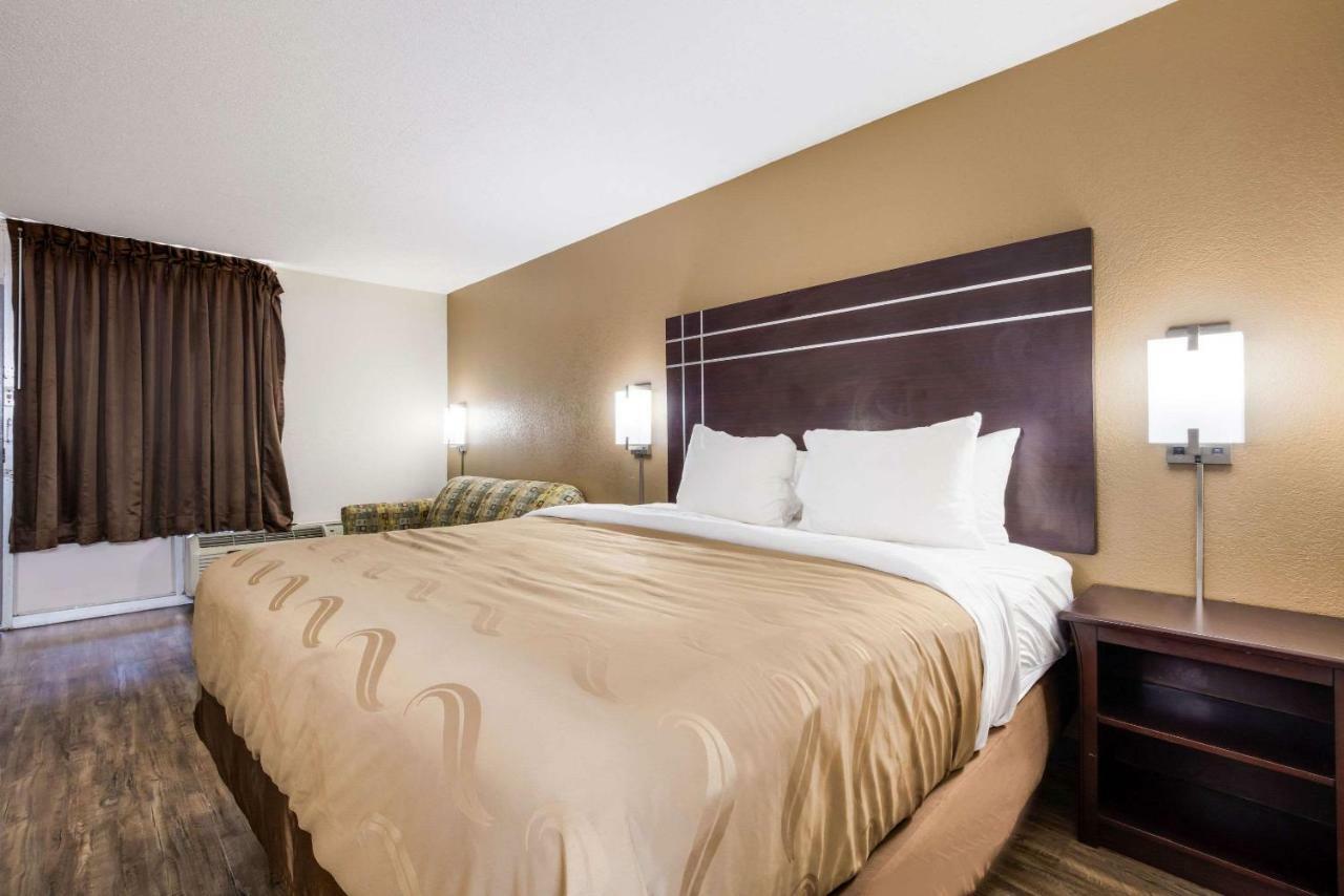 Quality Inn Starkville Εξωτερικό φωτογραφία