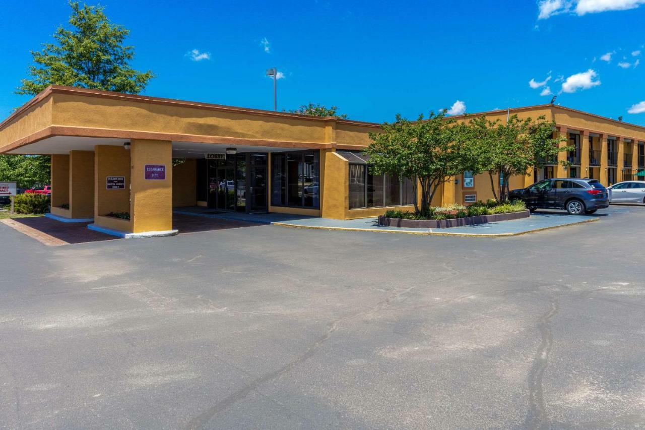 Quality Inn Starkville Εξωτερικό φωτογραφία