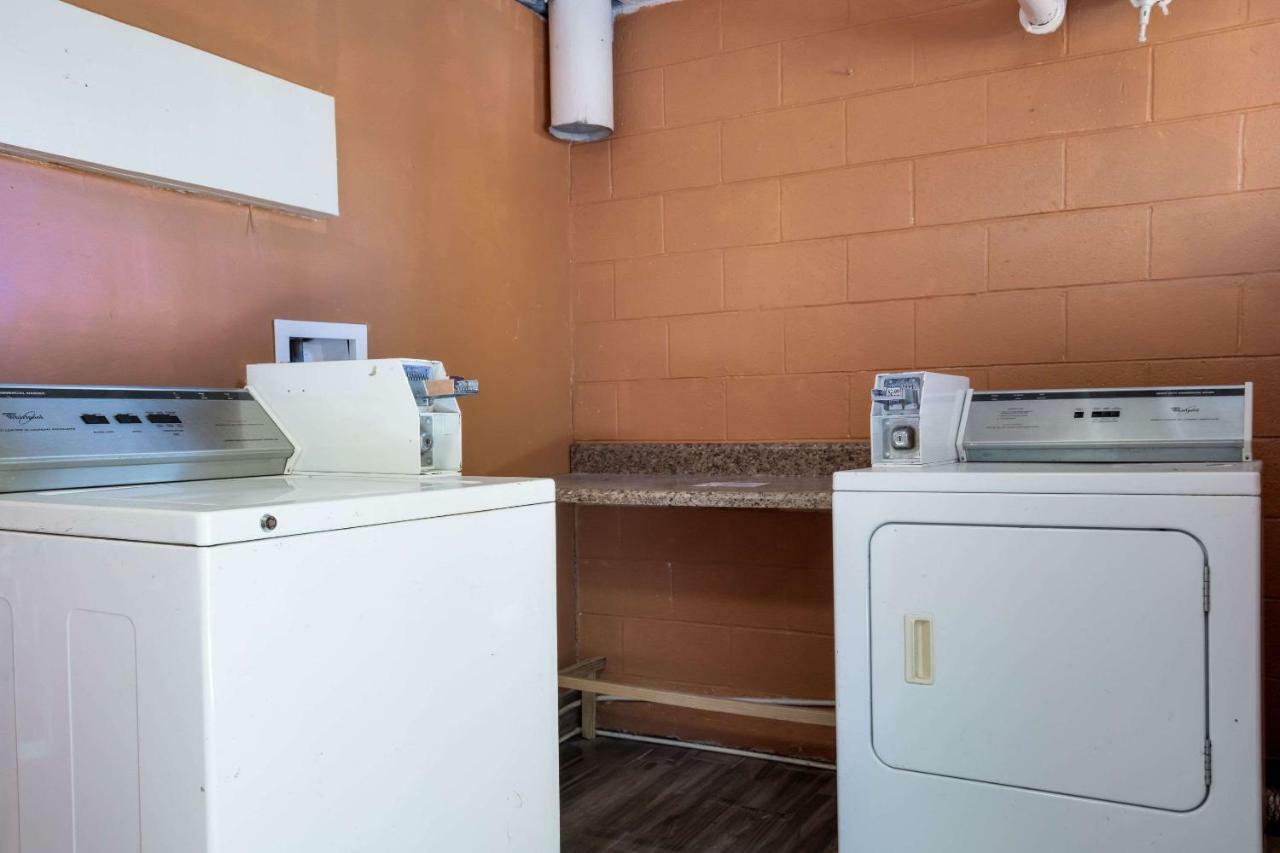Quality Inn Starkville Εξωτερικό φωτογραφία